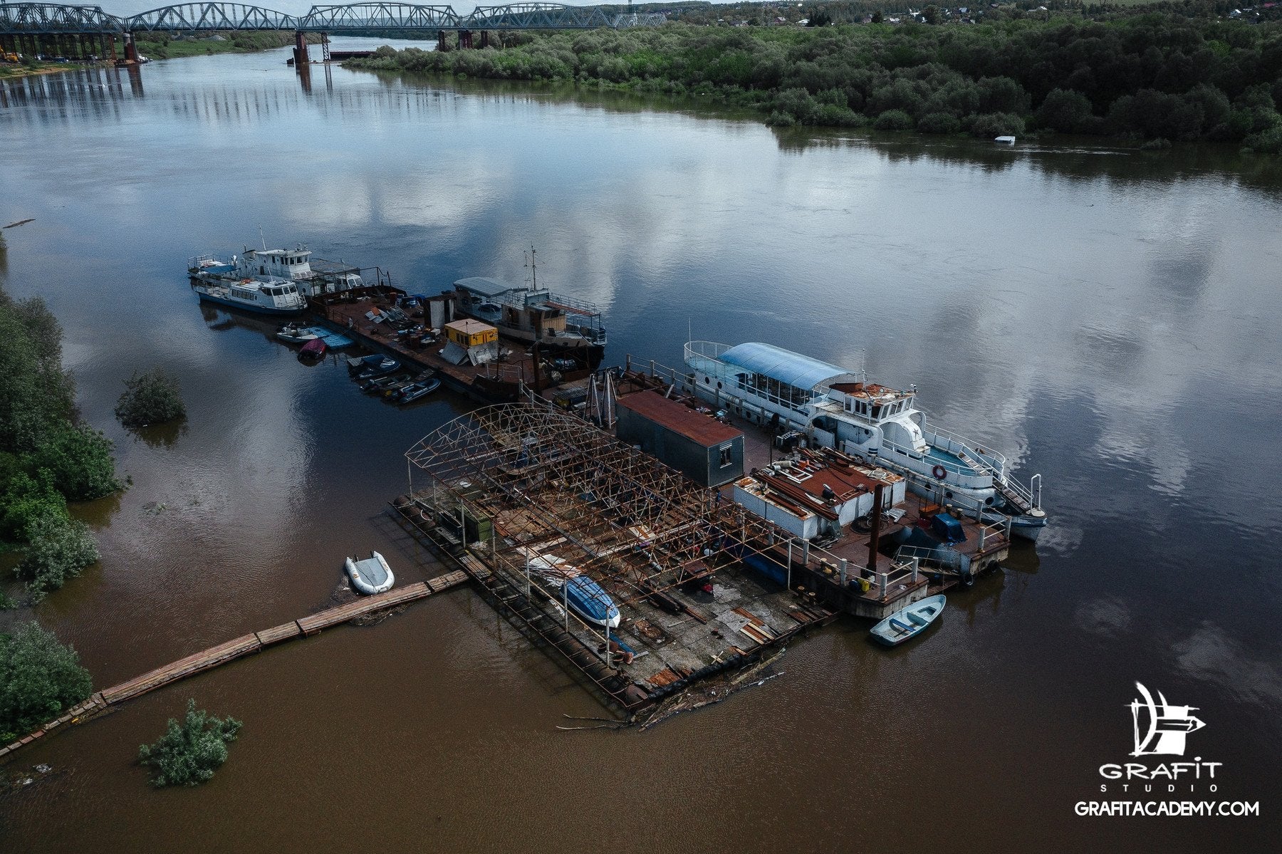 500+ Ship Graveyard Reference Pictures