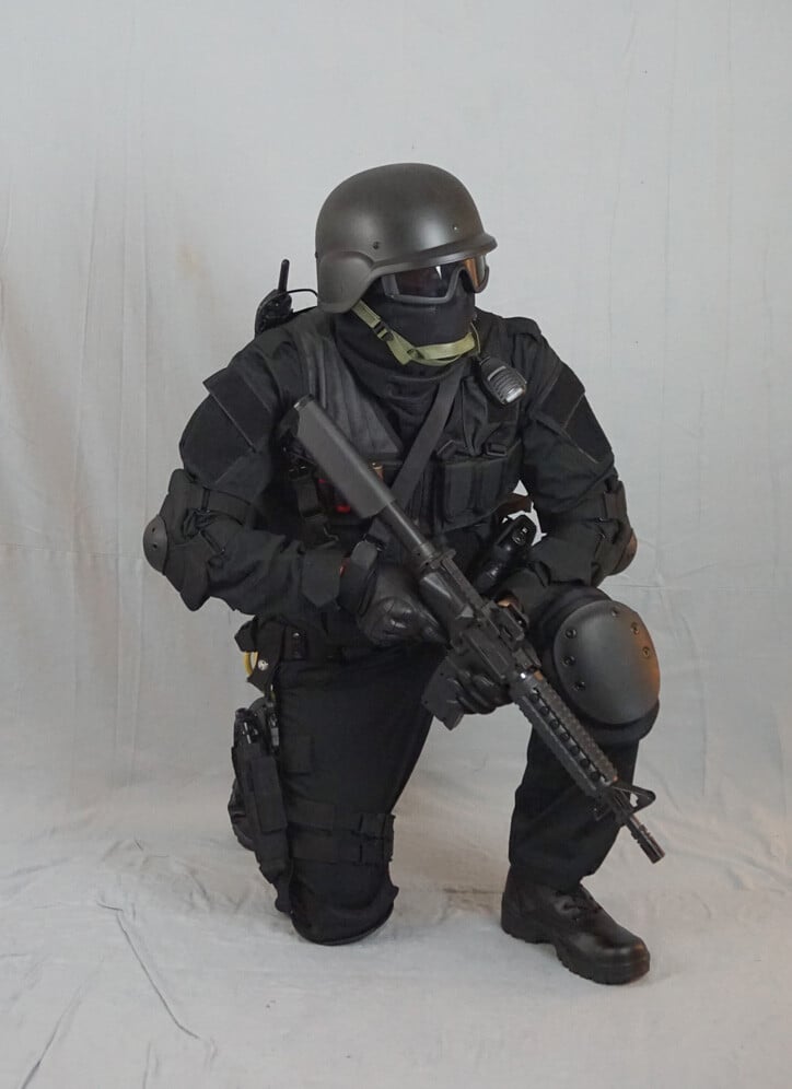 SWAT UNIT - 760+ Reference pictures including 360° Turnarounds