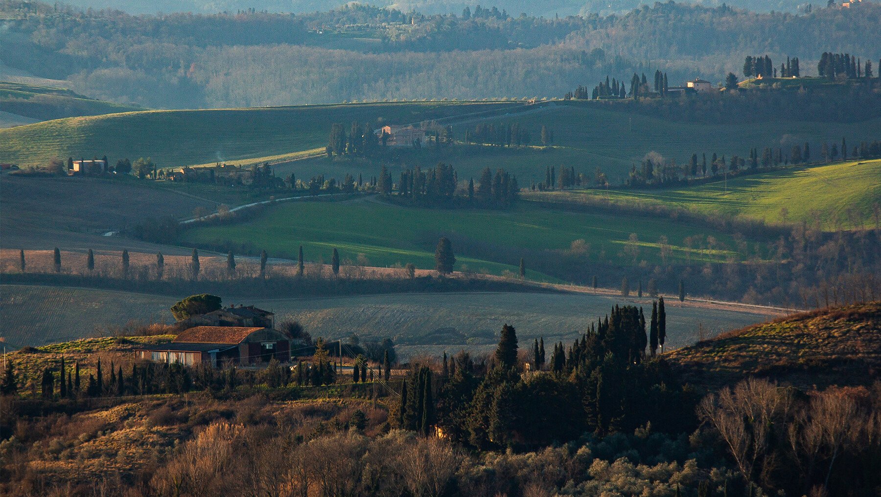 640+ Tuscan Sights Reference Pictures