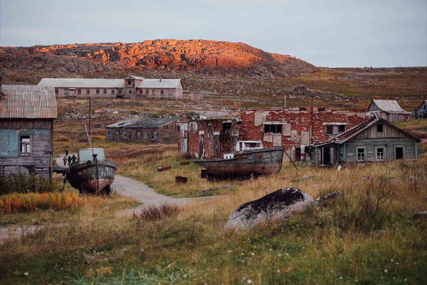 1300+ Abandoned Fishing Village Reference Pictures