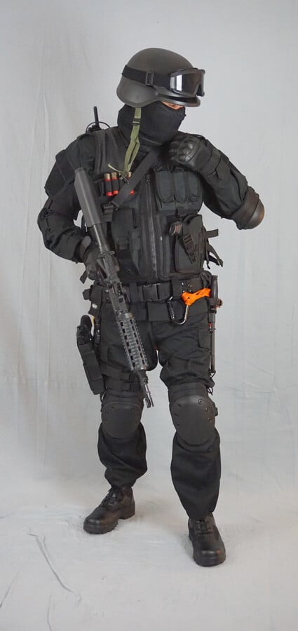 SWAT UNIT - 760+ Reference pictures including 360° Turnarounds